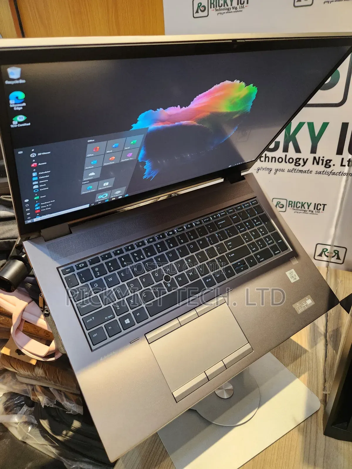 Laptop HP ZBook Fury 17 G7 32GB Intel Core i9 SSD 512GB