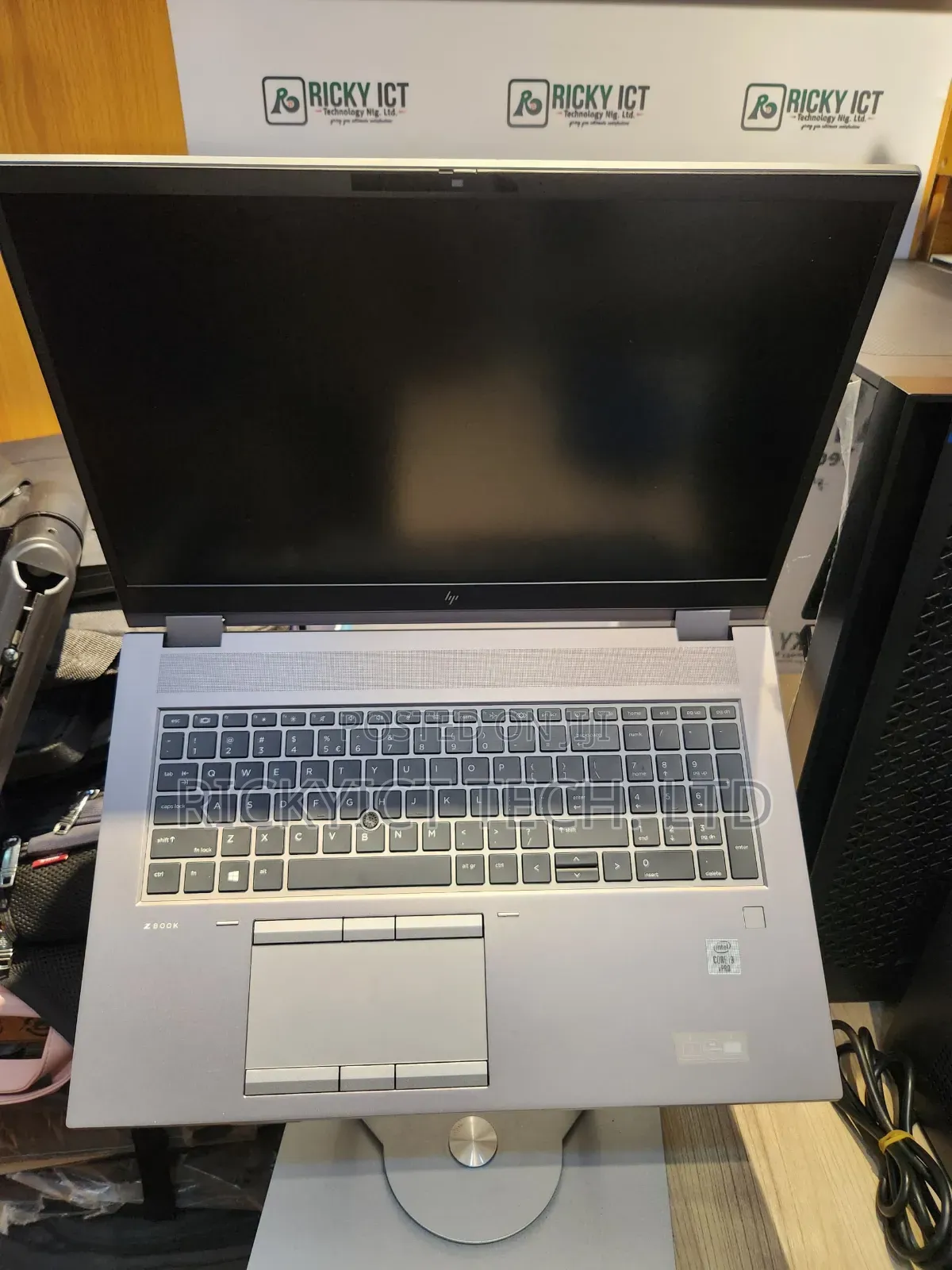 Laptop HP ZBook Fury 17 G7 32GB Intel Core i9 SSD 512GB