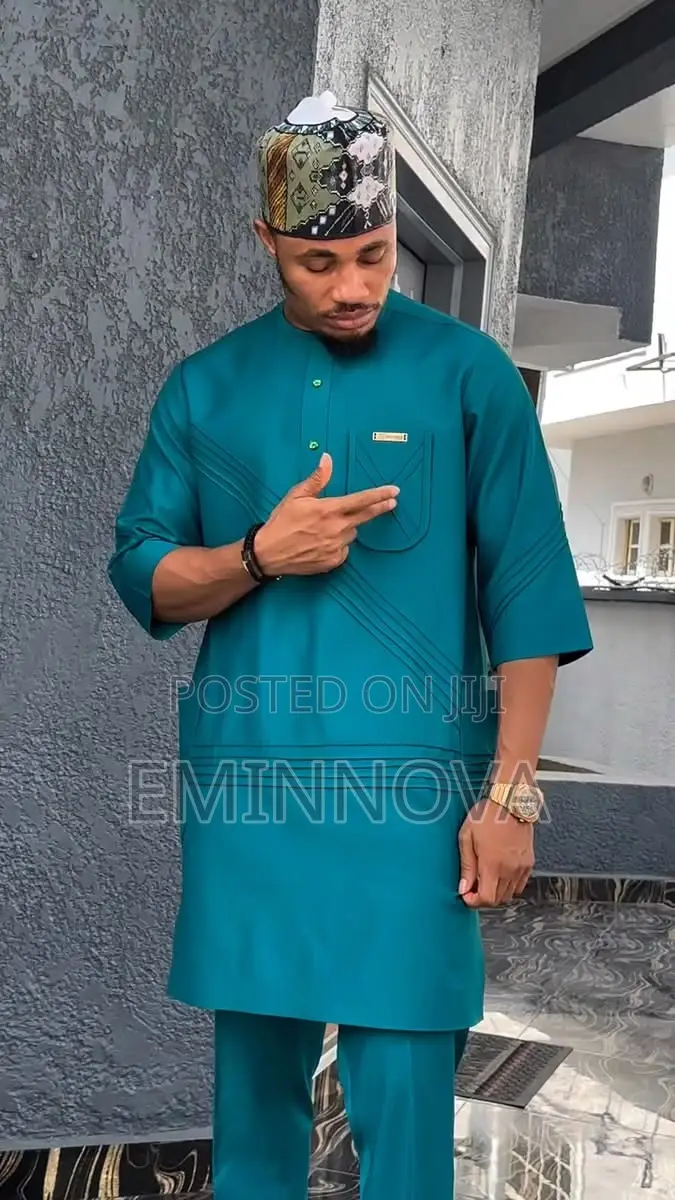 A Noble Senator Wear