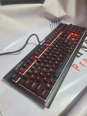 CORSAIR STRAFE RGB Mechanical Gaming Keyboard - USB Passthrough MX Red