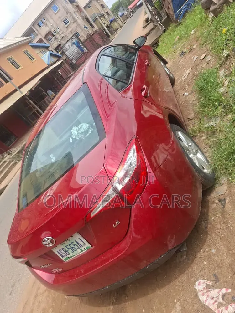 Toyota Corolla 2016 Red