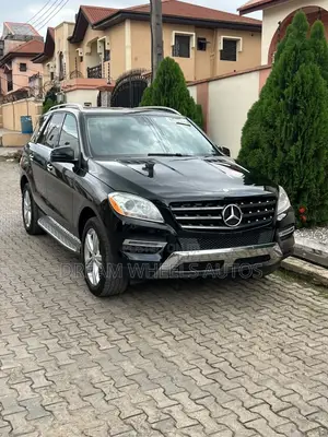 Mercedes-Benz M Class ML350 4MATIC 4dr SUV AWD (3.5L 6cyl 7A) 2015