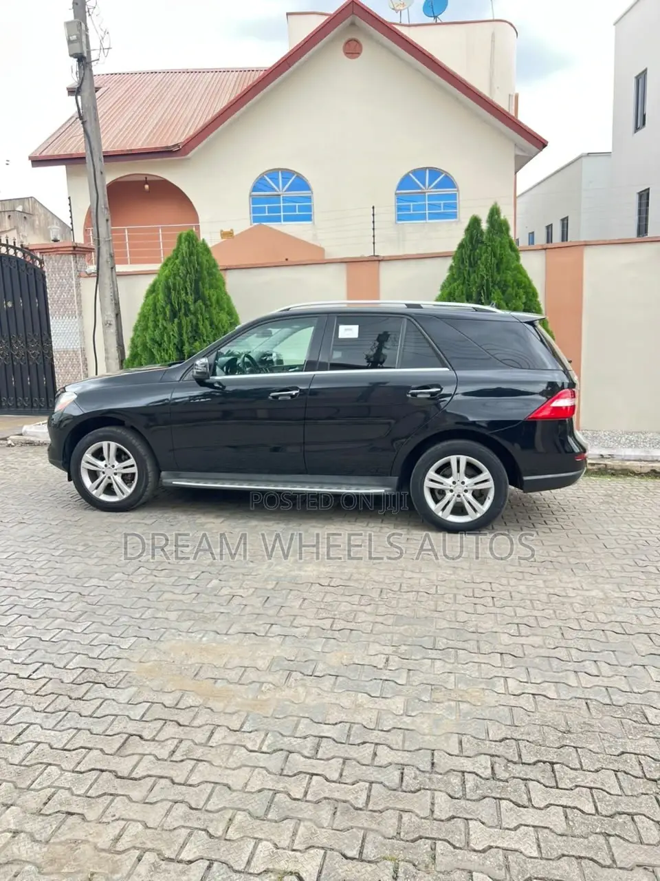 Mercedes-Benz M Class ML350 4MATIC 4dr SUV AWD (3.5L 6cyl 7A) 2015
