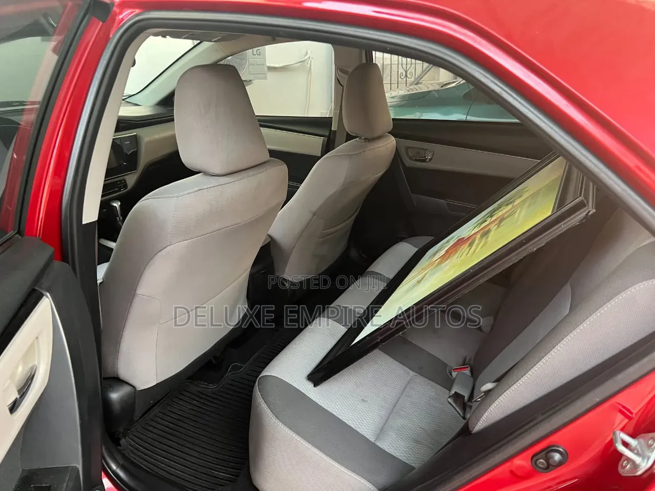 Toyota Corolla LE 4dr Sedan (1.8L 4cyl CVT) 2017 Red