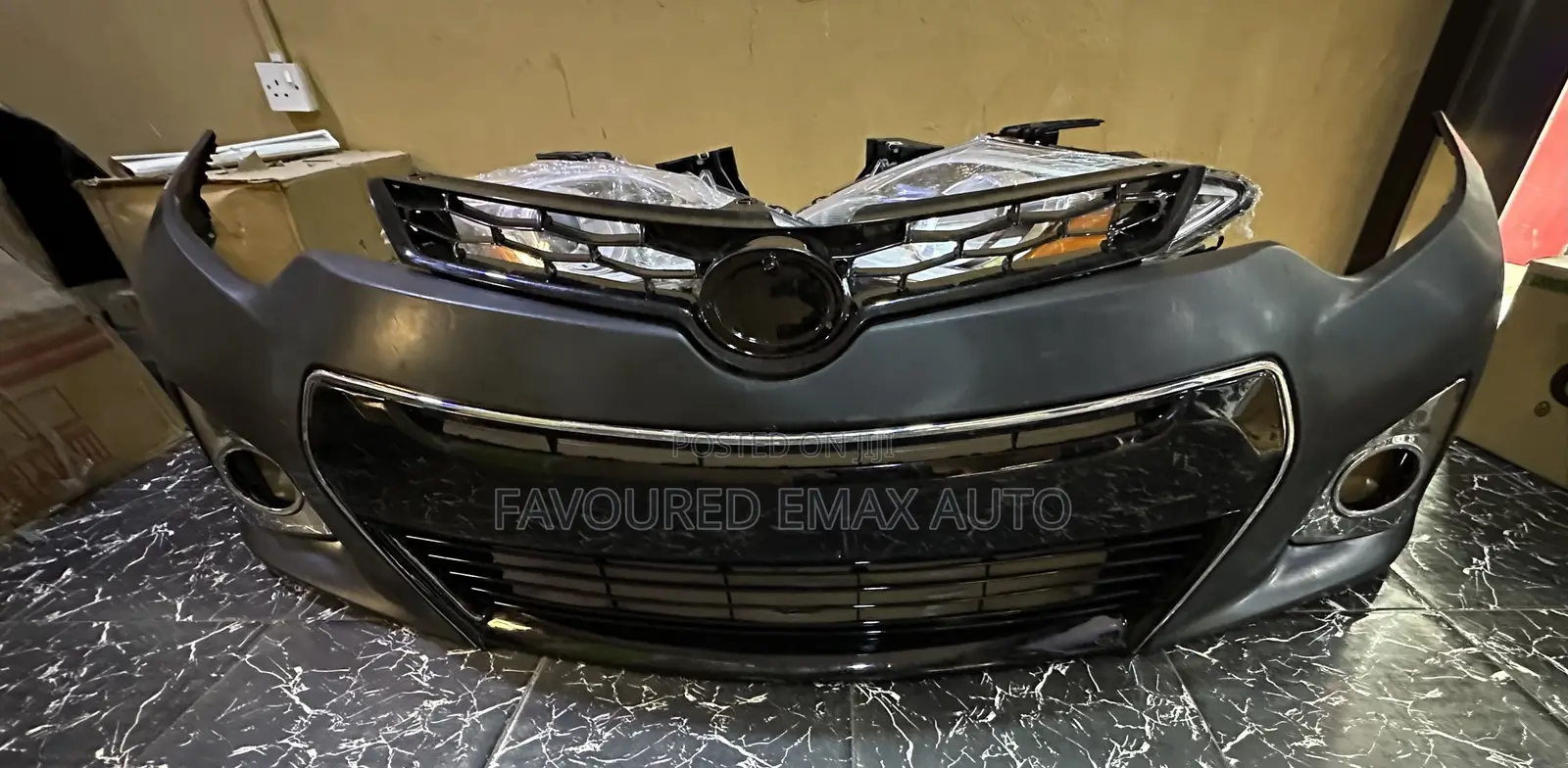 Complete Front Bumper Corola 2014 XSE