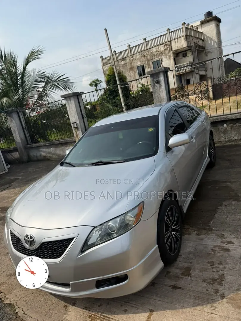 Toyota Camry SE 4dr Sedan (2.4L 4cyl 5A) 2009 Silver