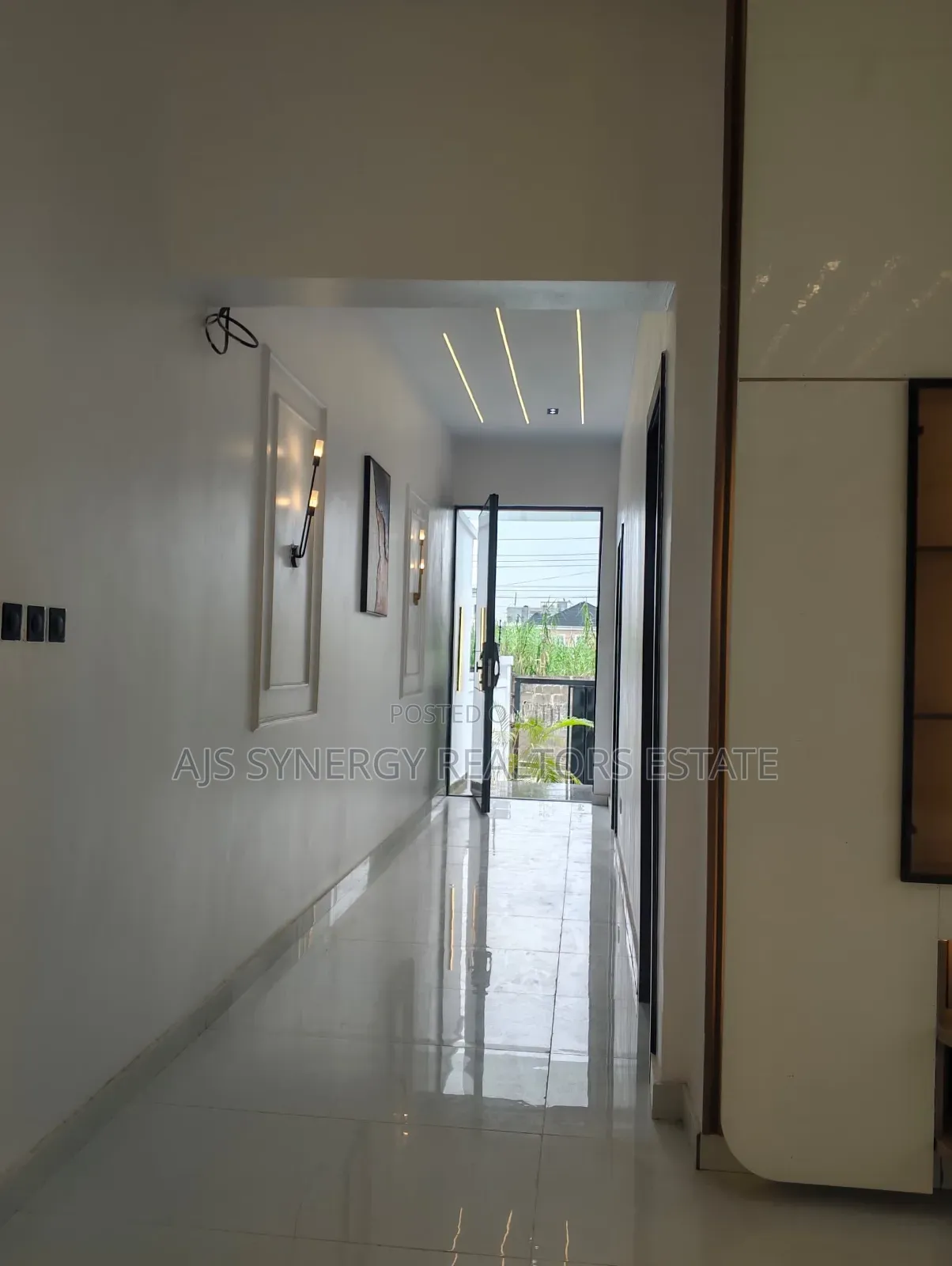 4bdrm Duplex in Ado / Ajah for sale