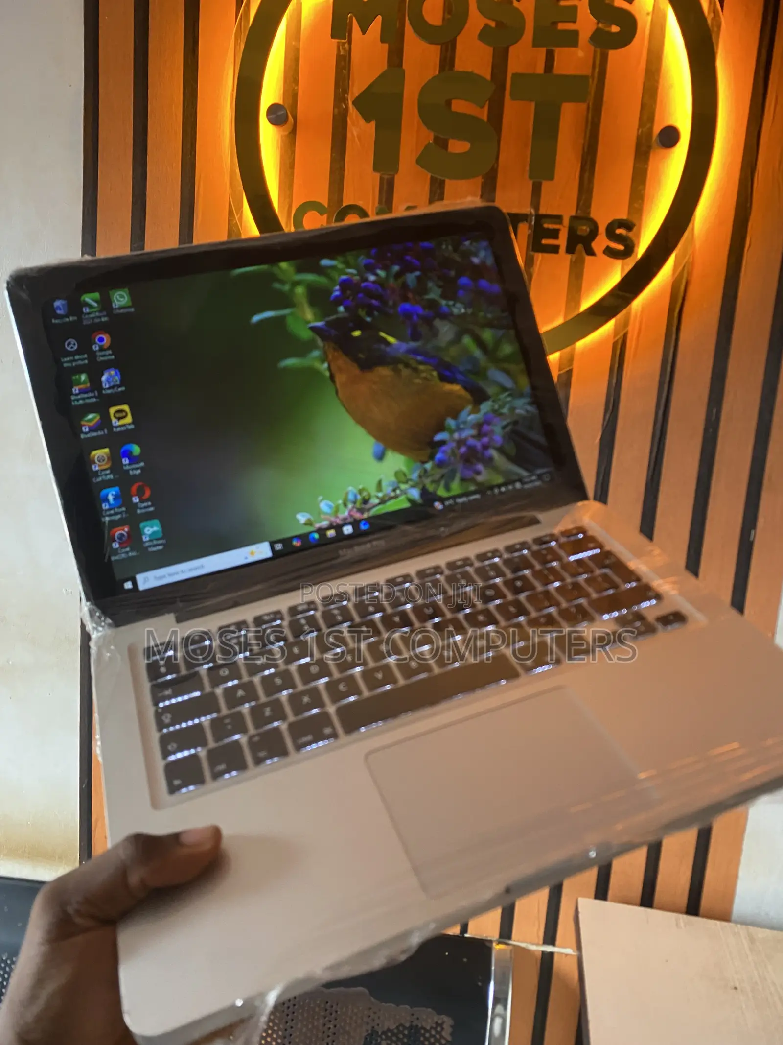 New Laptop Apple MacBook 2012 8GB Intel Core i5 HDD+SSD 500GB