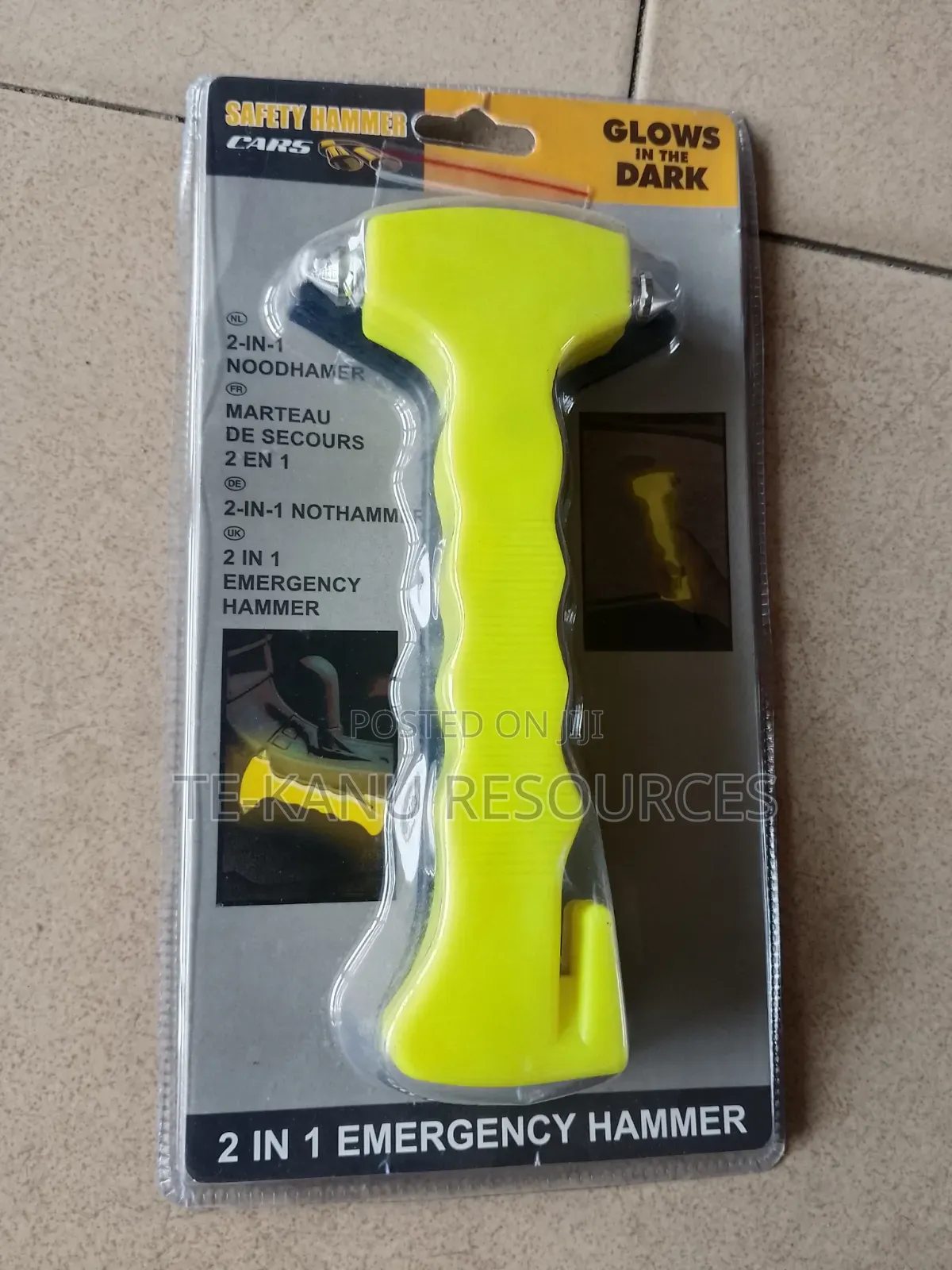 2-in-1Emergency Car Safety Hammer