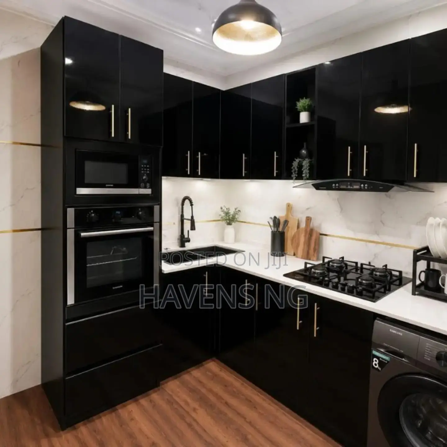 Brand-New Aesthetic 2-Bedroom Duplex With PS5