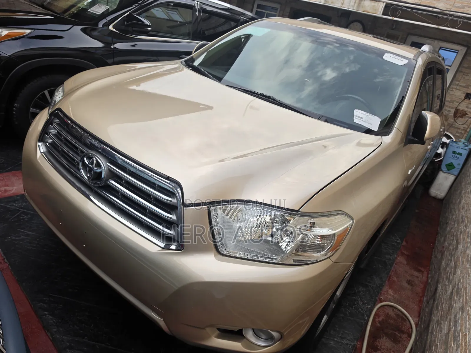 Toyota Highlander Limited 4x4 2009 Gold