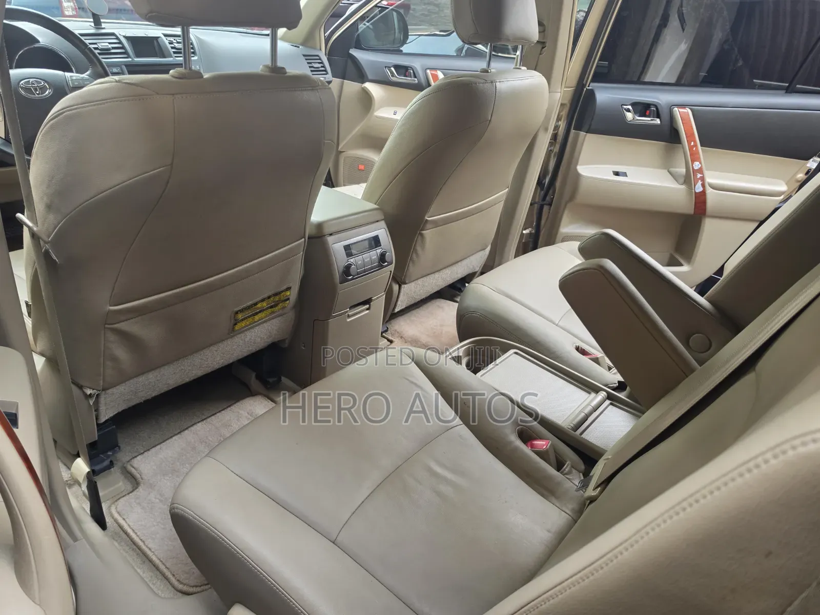 Toyota Highlander Limited 4x4 2009 Gold