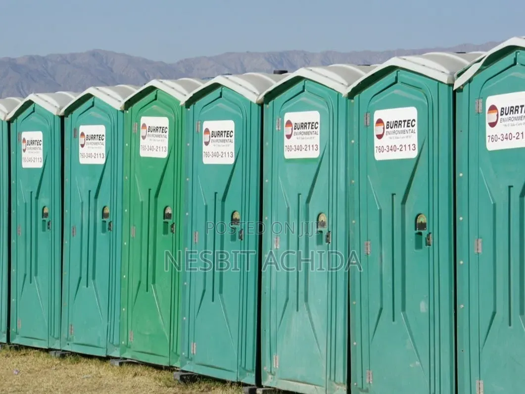 Cranable Mobile Toilet