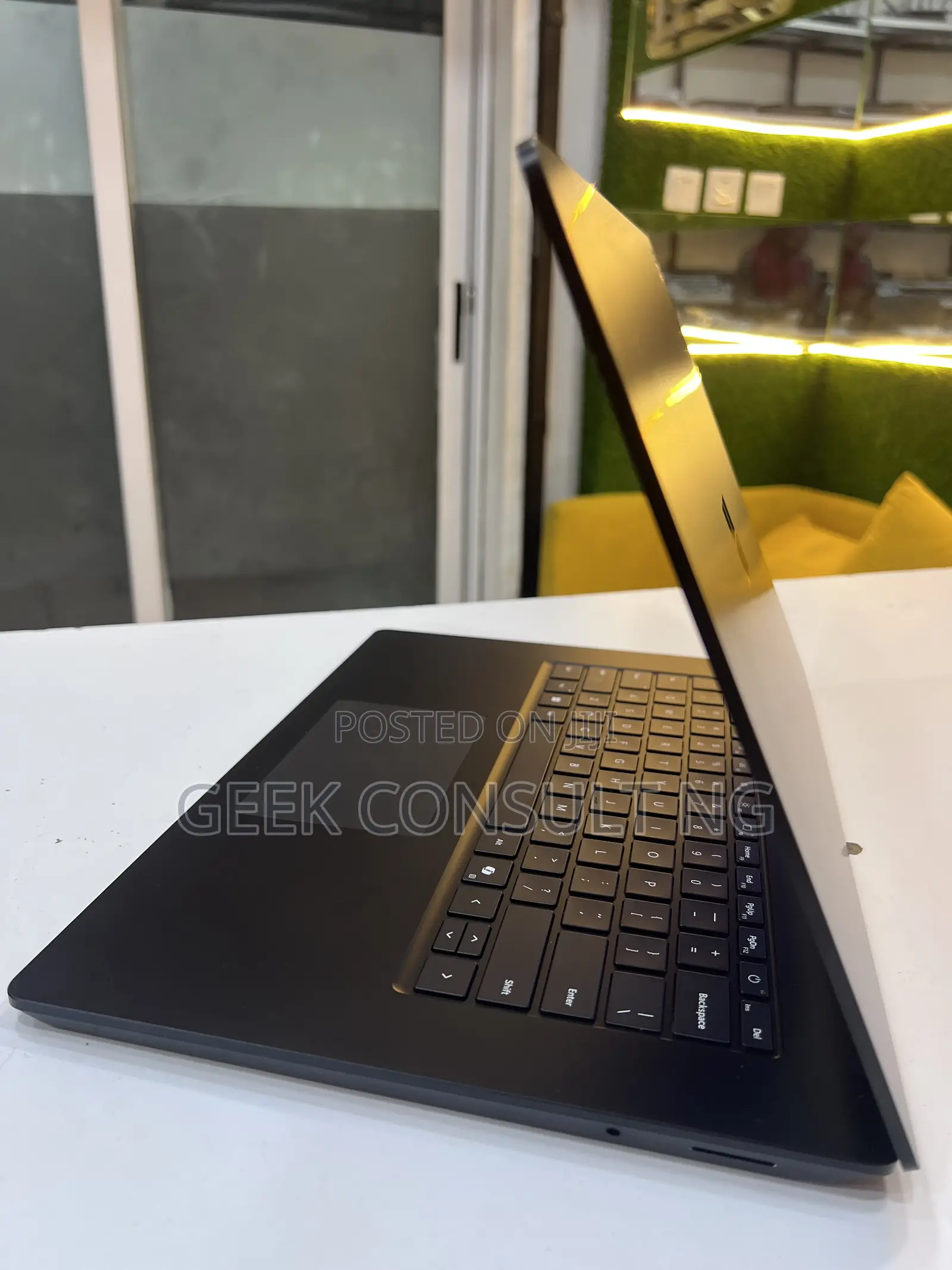 Laptop Microsoft Surface Laptop 6 16GB Intel Core Ultra 7 SSD 512GB