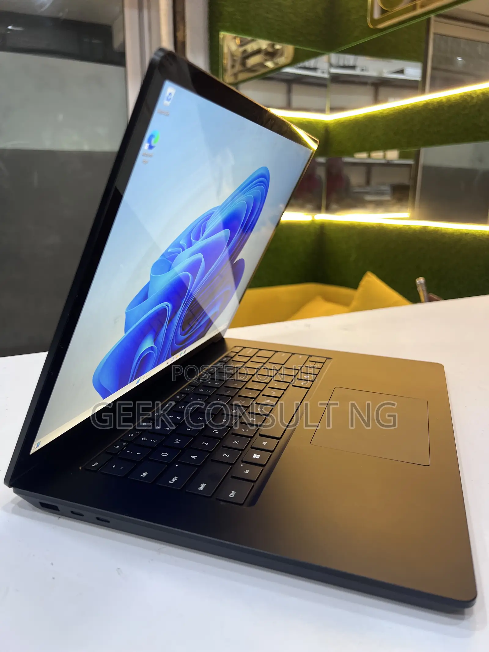 Laptop Microsoft Surface Laptop 6 16GB Intel Core Ultra 7 SSD 512GB