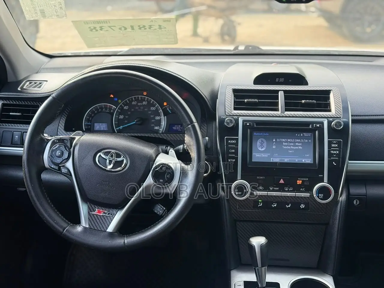 Toyota Camry XLE V6 4dr Sedan (3.5L 6cyl 6A) 2013 White