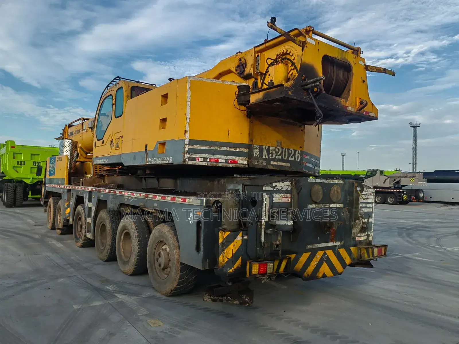 130T XCMG Motor Crane for Oil & Gas, EPC & Industrial Projects
