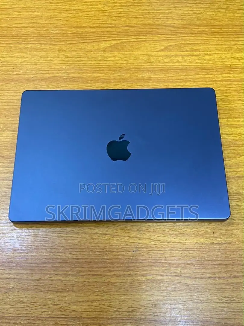 Laptop Apple MacBook Pro 2024 M4 16GB Apple M4 SSD 512GB