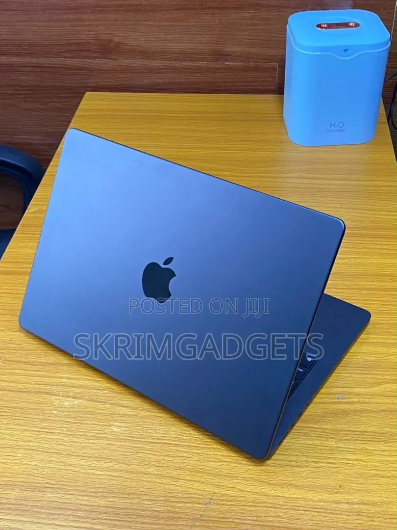 Laptop Apple MacBook Pro 2024 M4 16GB Apple M4 SSD 512GB