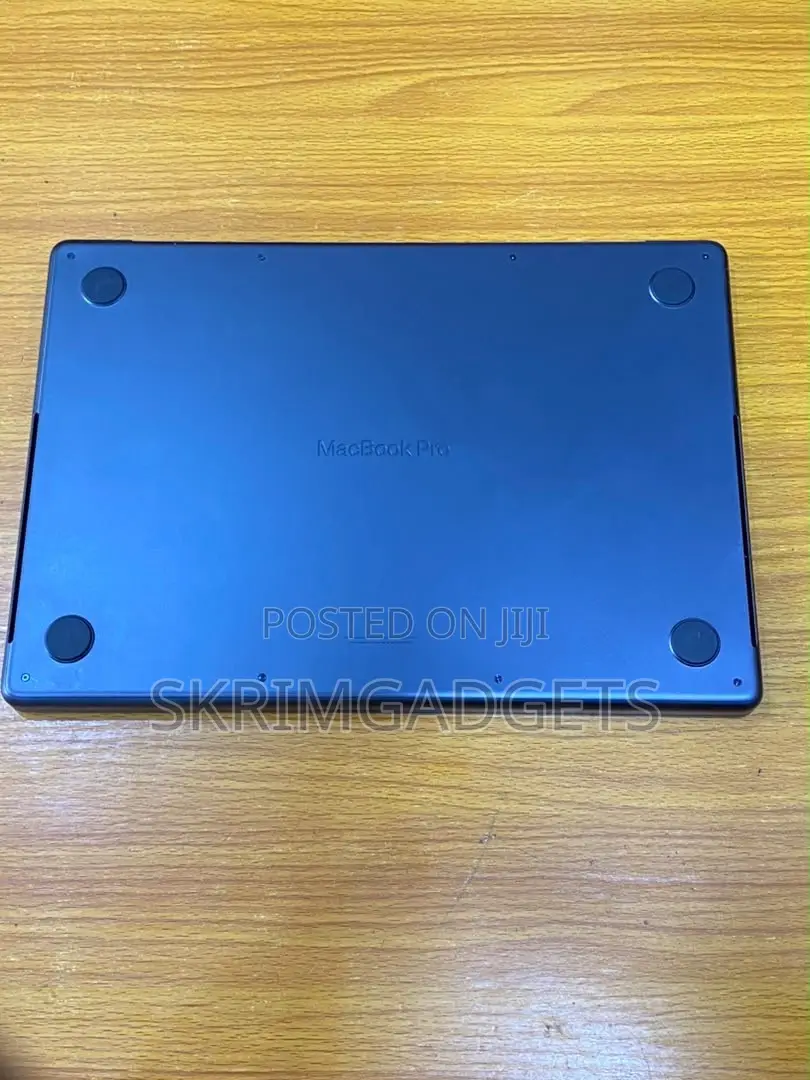 Laptop Apple MacBook Pro 2024 M4 16GB Apple M4 SSD 512GB