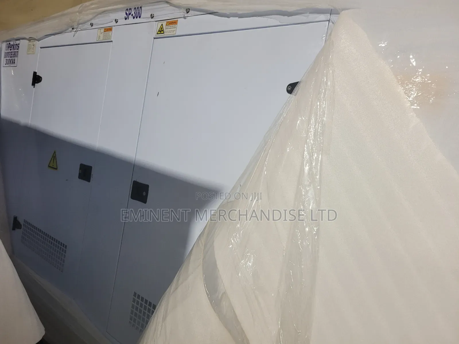 Soundproof Enclosure 300kva Diesel Generator