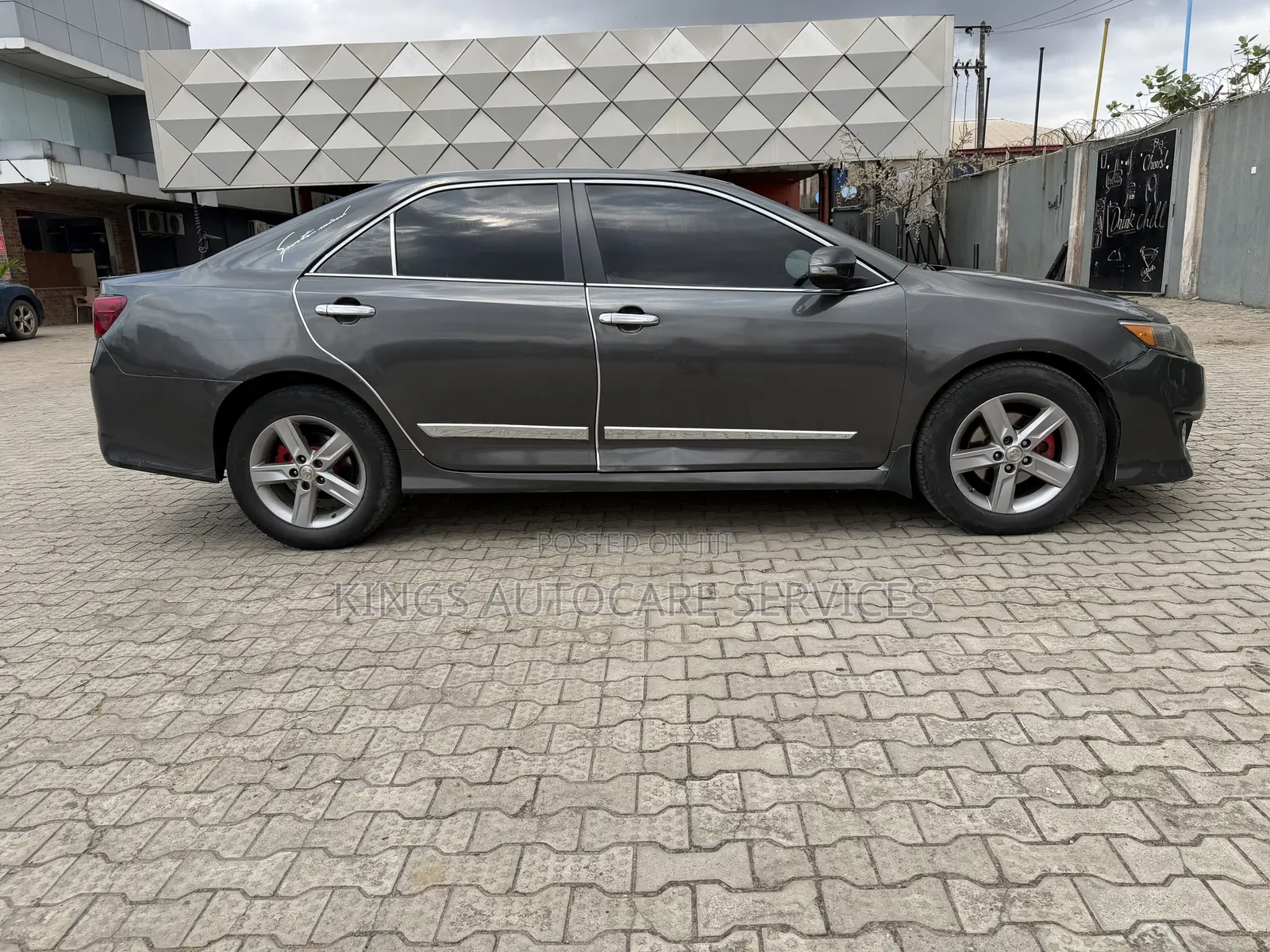 Toyota Camry SE Sport 4dr Sedan (2.5L 4cyl 6A) 2014 Gray