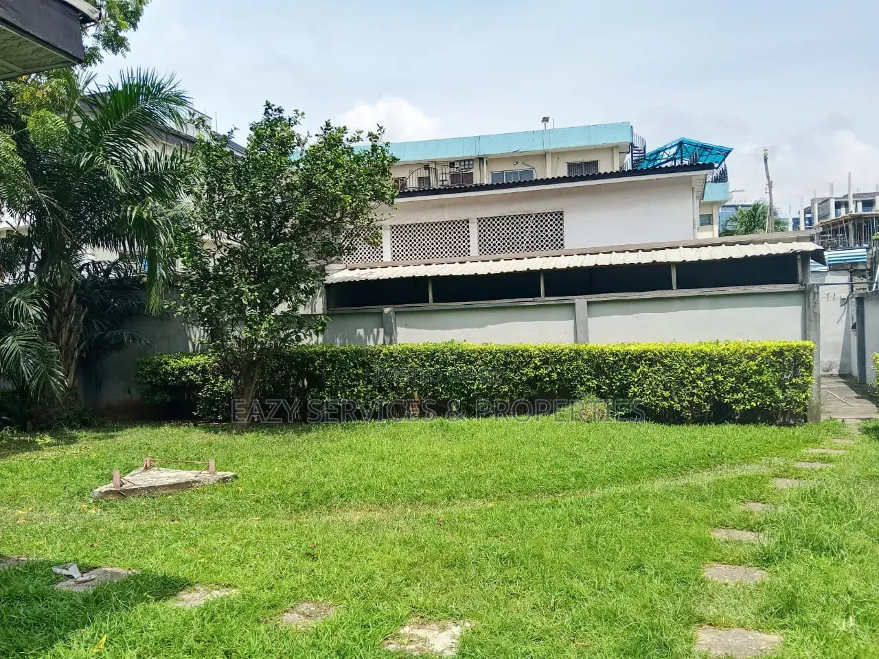 4bdrm Duplex in Adeola Odeku for rent