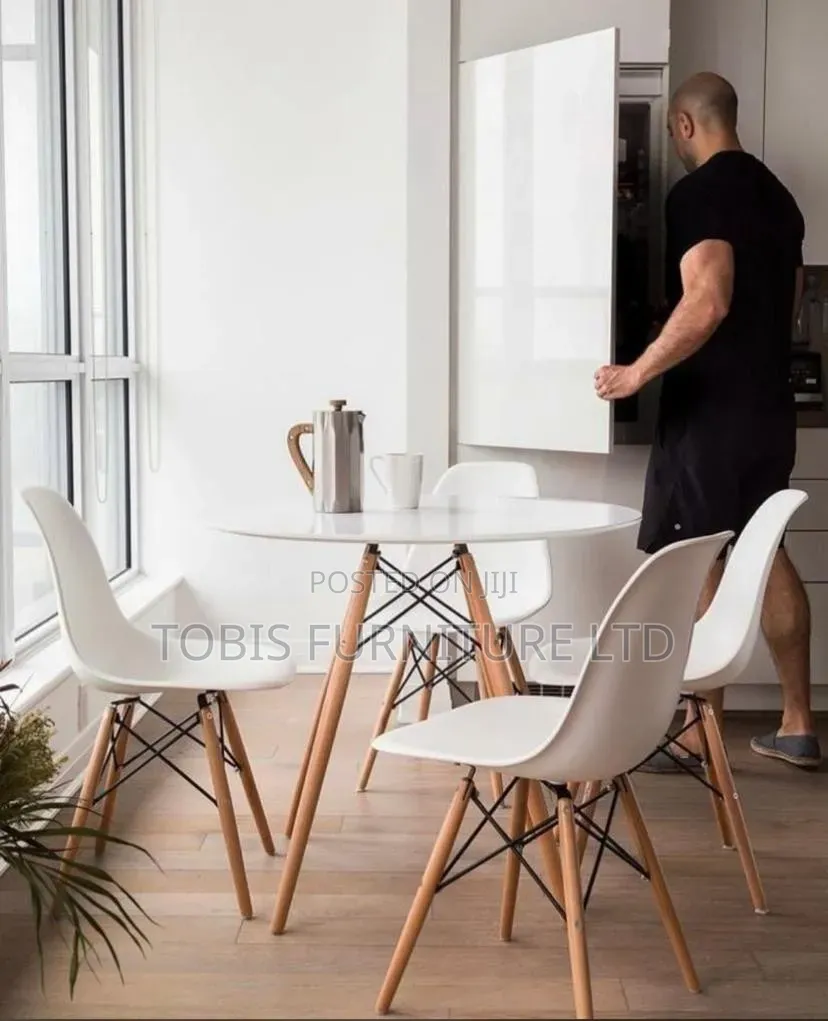 4-Seater Round Dining Set