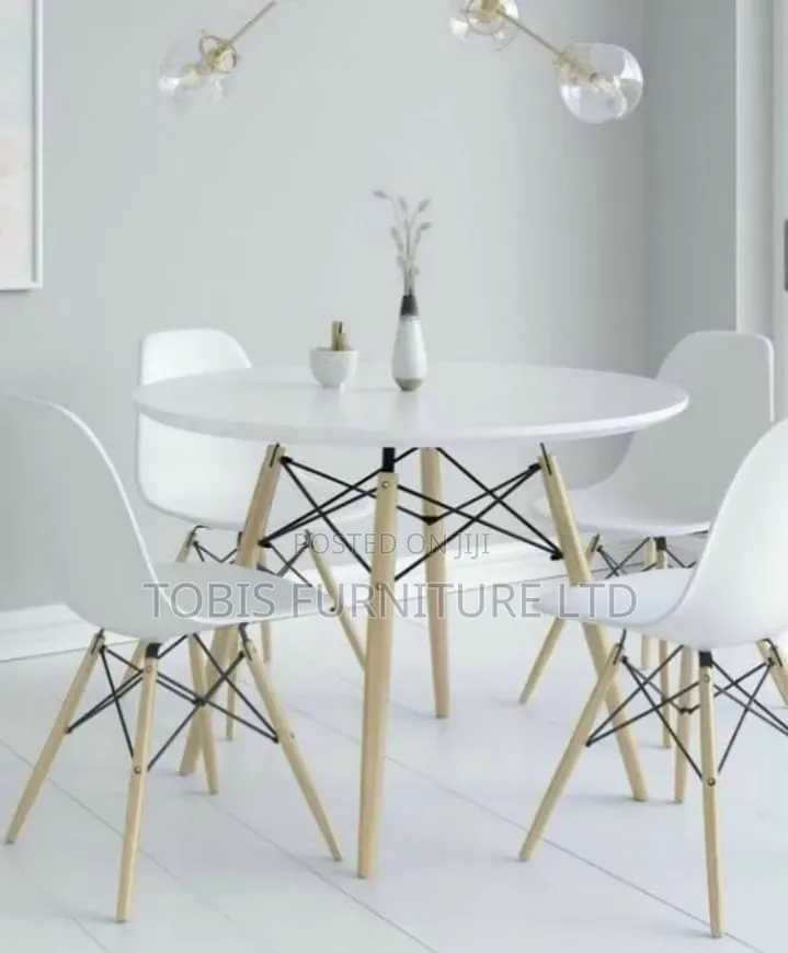 4-Seater Round Dining Set