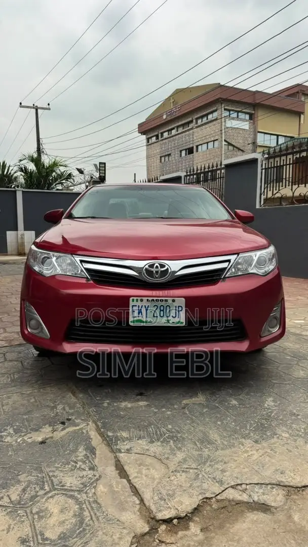 Toyota Camry 2013 Red