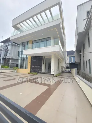 5bdrm Duplex in Megamond Estate, Ikota for sale