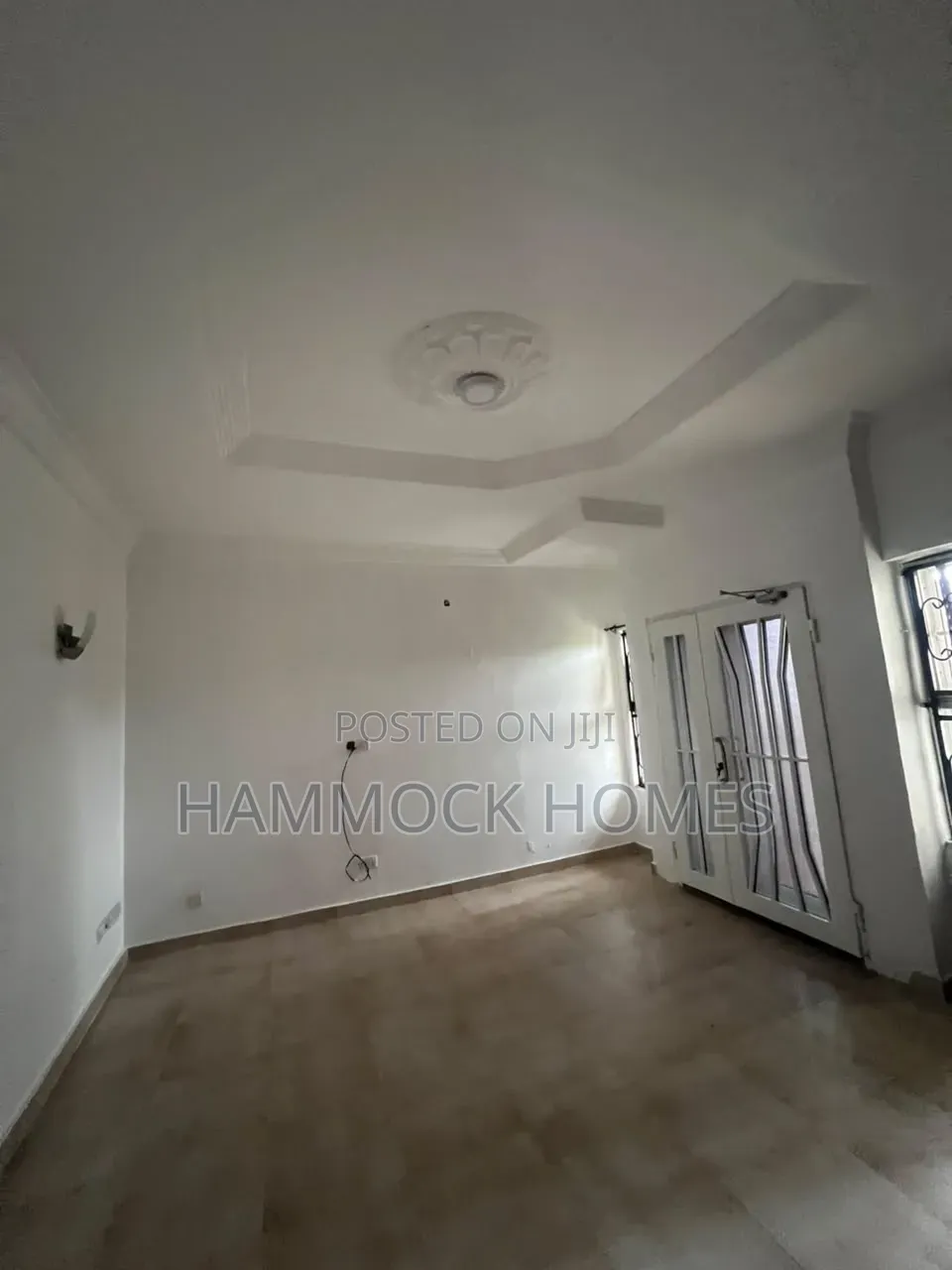 4bdrm Duplex in Onikoko Close, Agodi for rent