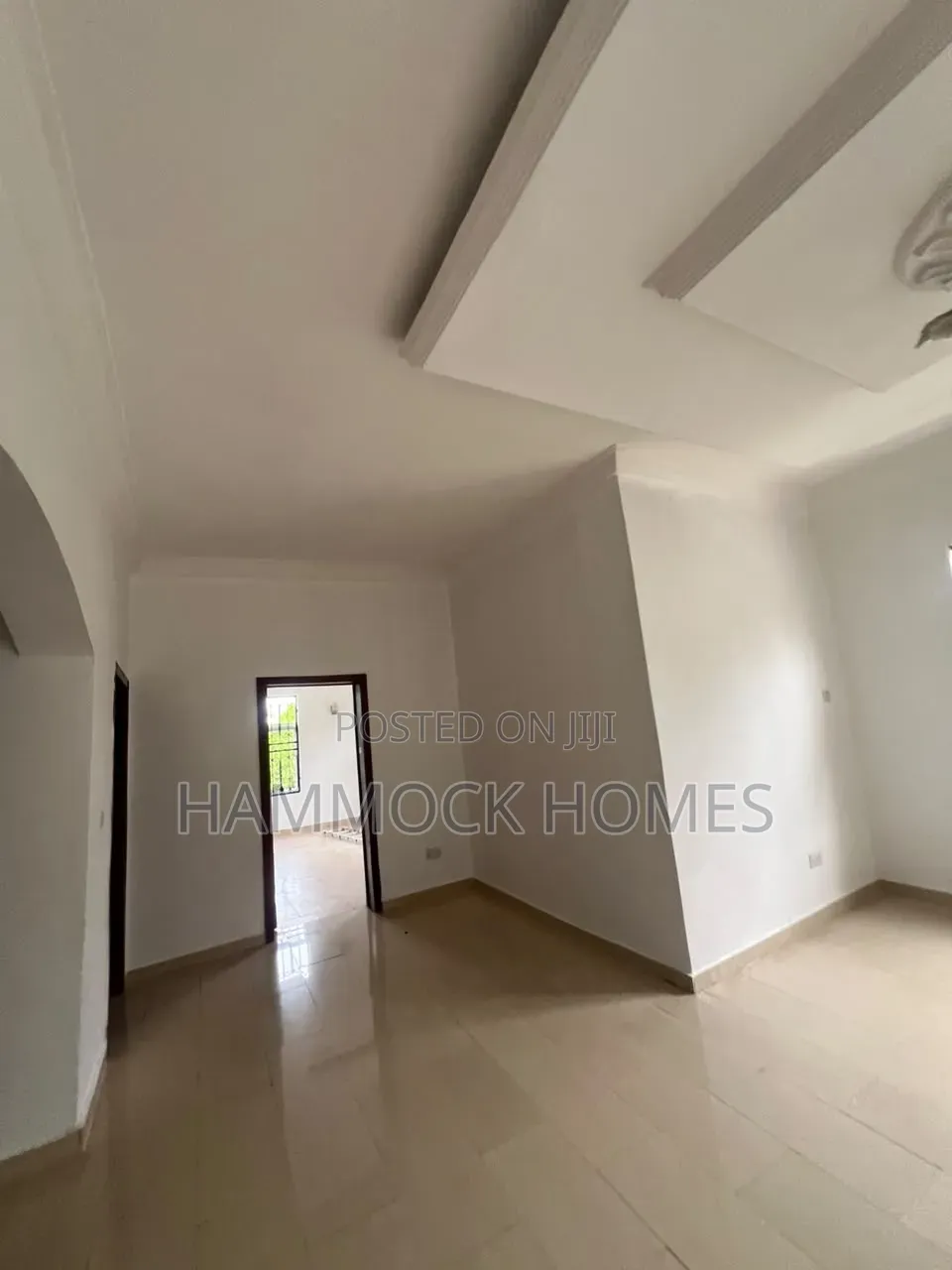4bdrm Duplex in Onikoko Close, Agodi for rent