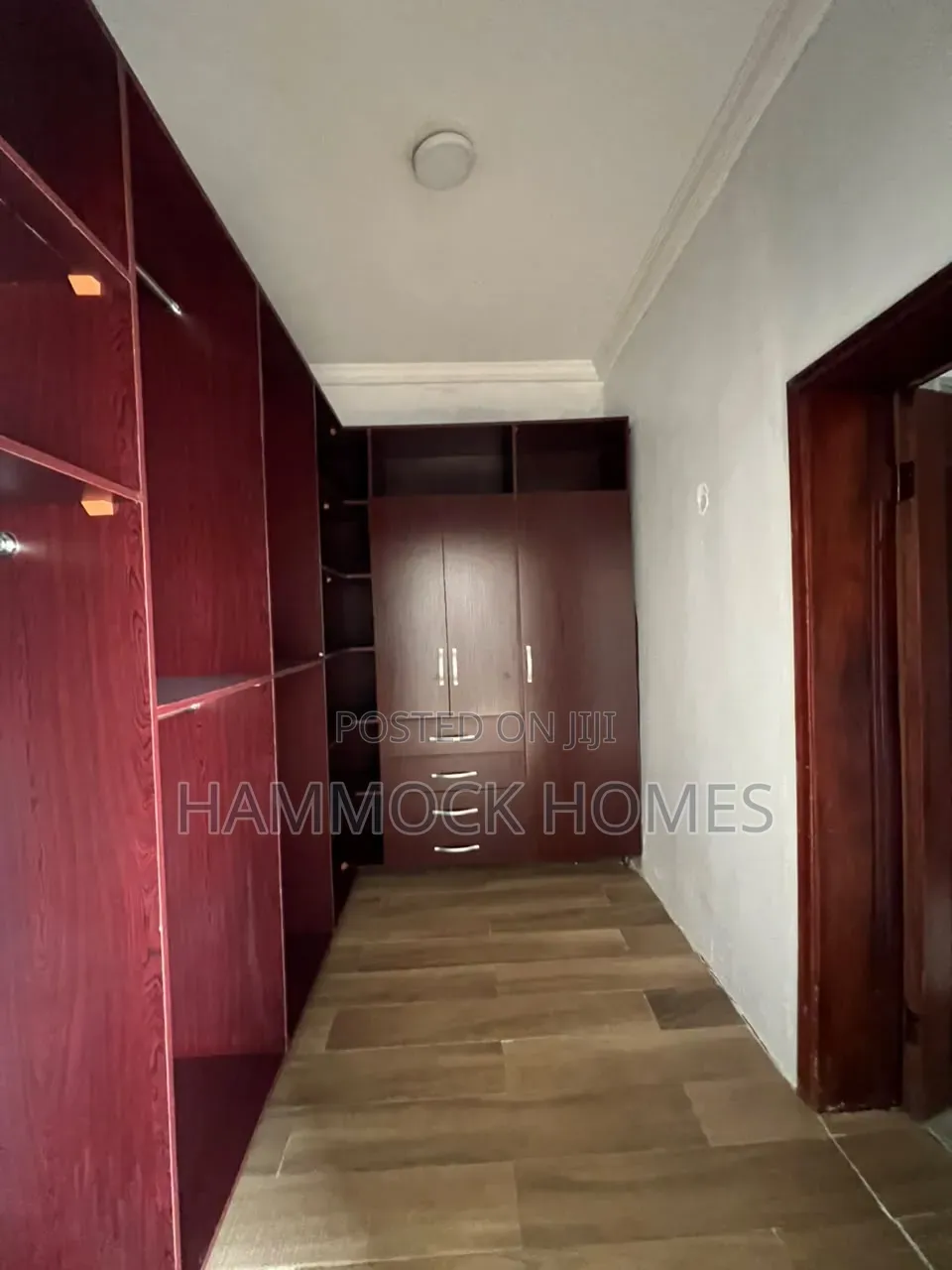 4bdrm Duplex in Onikoko Close, Agodi for rent