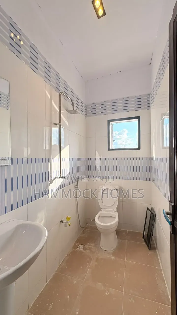 4bdrm Duplex in Eleyele for sale
