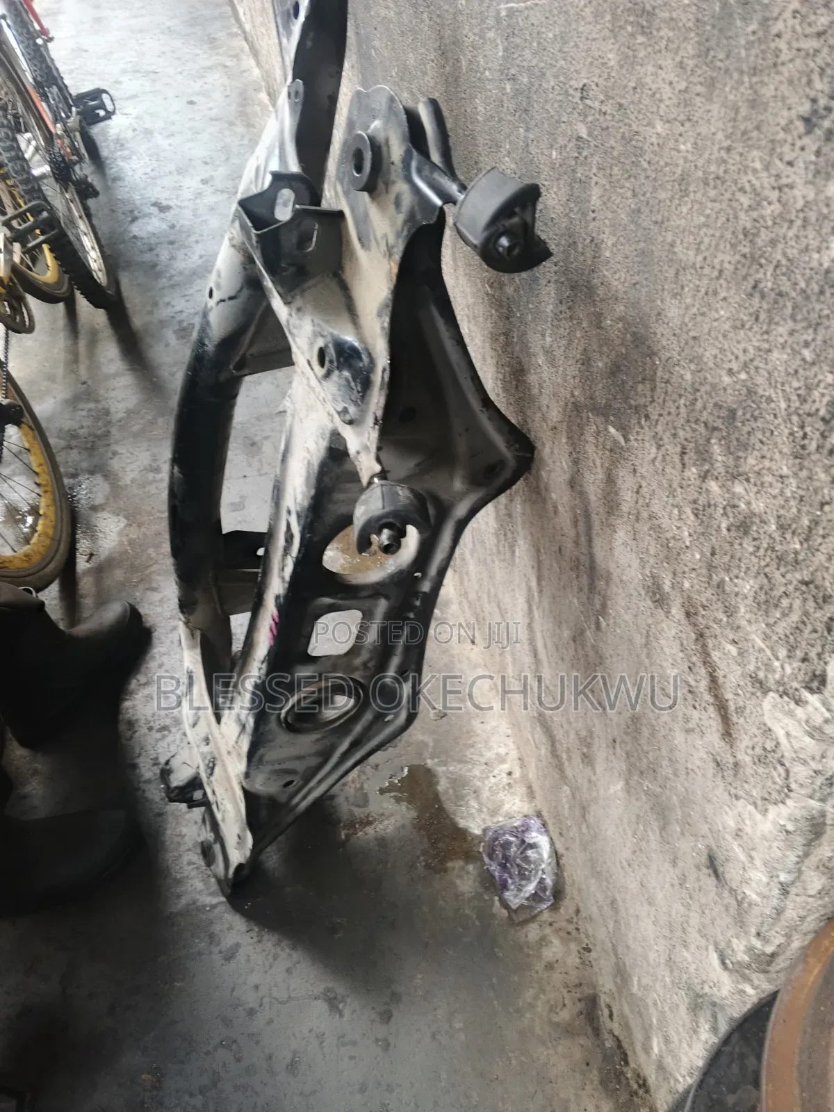 Back Beam Toyota Matrix (4×4)