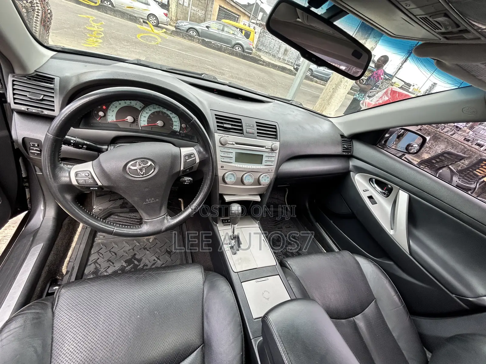 Toyota Camry SE V6 4dr Sedan (3.5L 6cyl 6AM) 2009 Gray