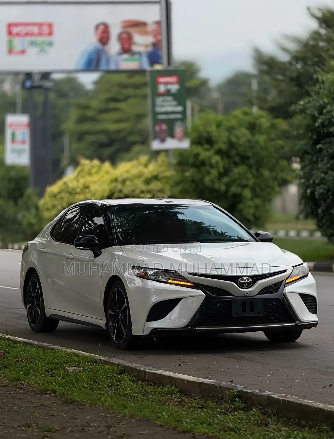 Toyota Camry XSE V6 (3.5L V6 8A) 2019 White