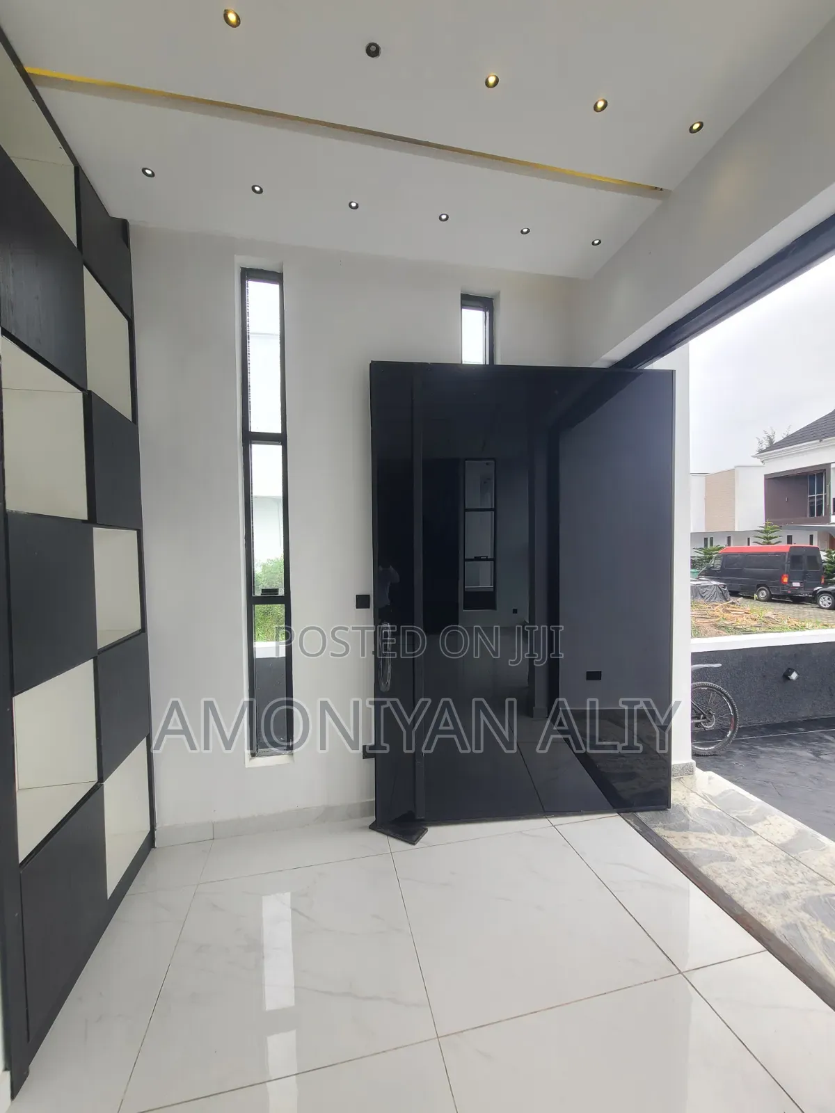 5bdrm Duplex in Megamond Estate, Ikota for sale