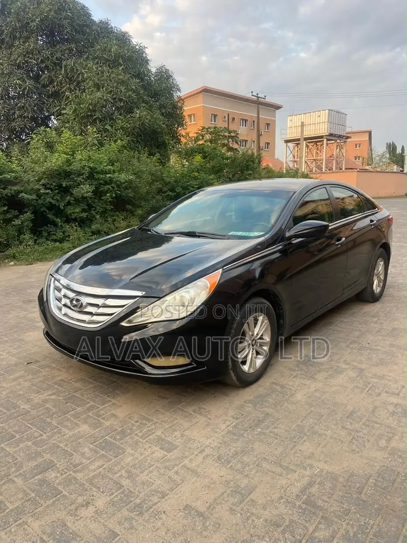 Hyundai Sonata 2013 Black
