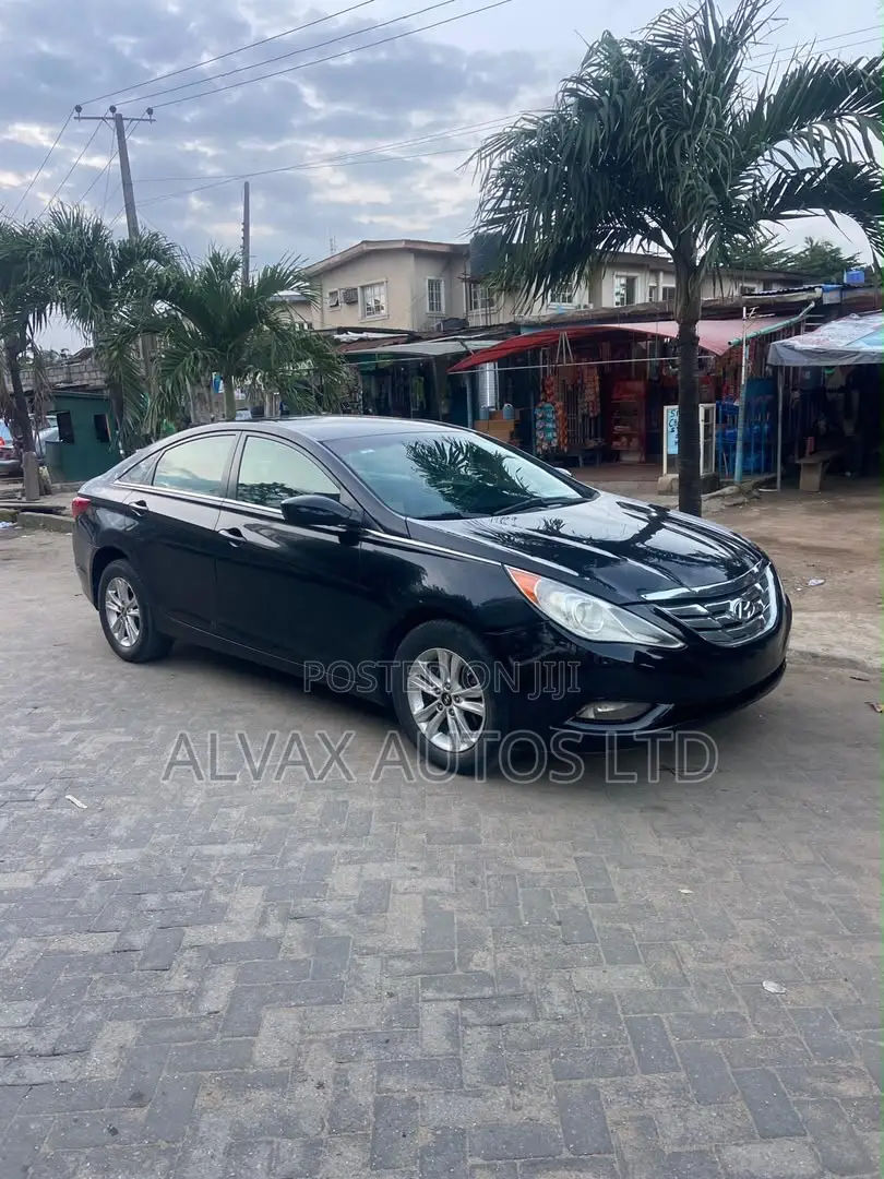 Hyundai Sonata 2013 Black