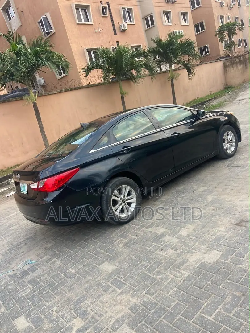 Hyundai Sonata 2013 Black