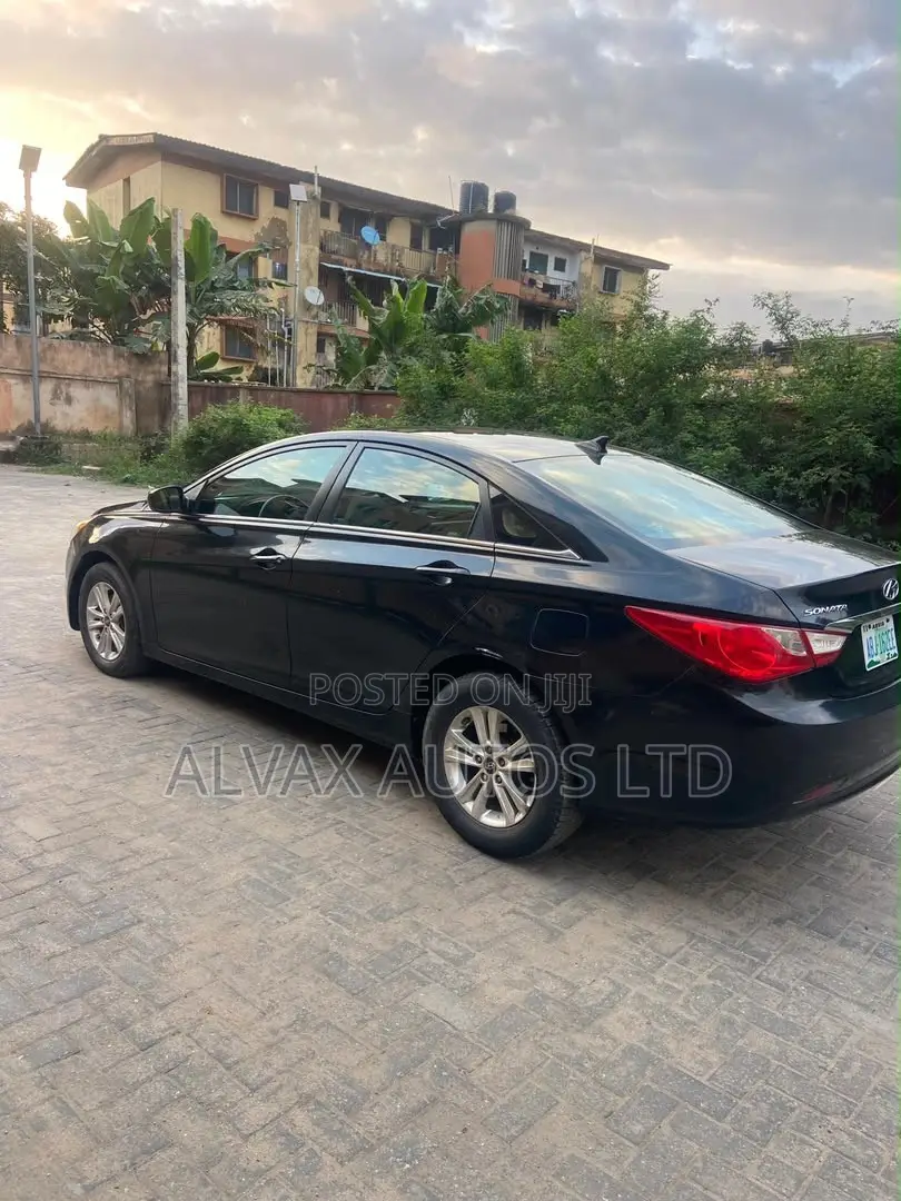 Hyundai Sonata 2013 Black