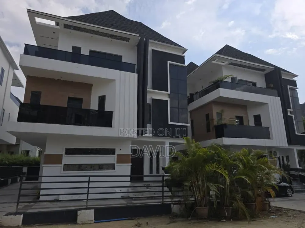 5bdrm Duplex in Asokoro for rent