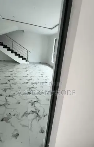 4bdrm Duplex in Ogba Gra, Acme Road for rent