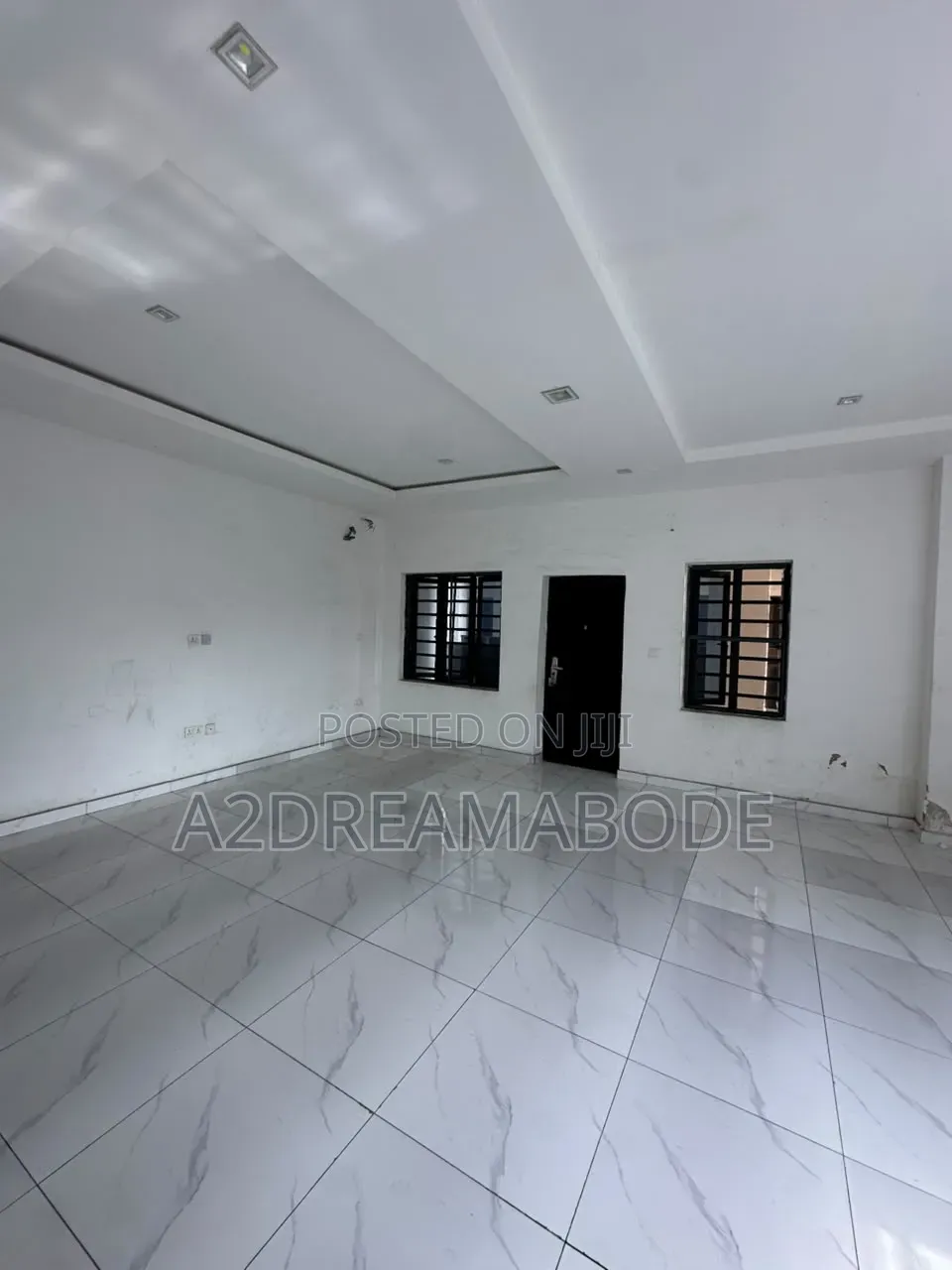 4bdrm Duplex in Ogba Gra, Acme Road for rent