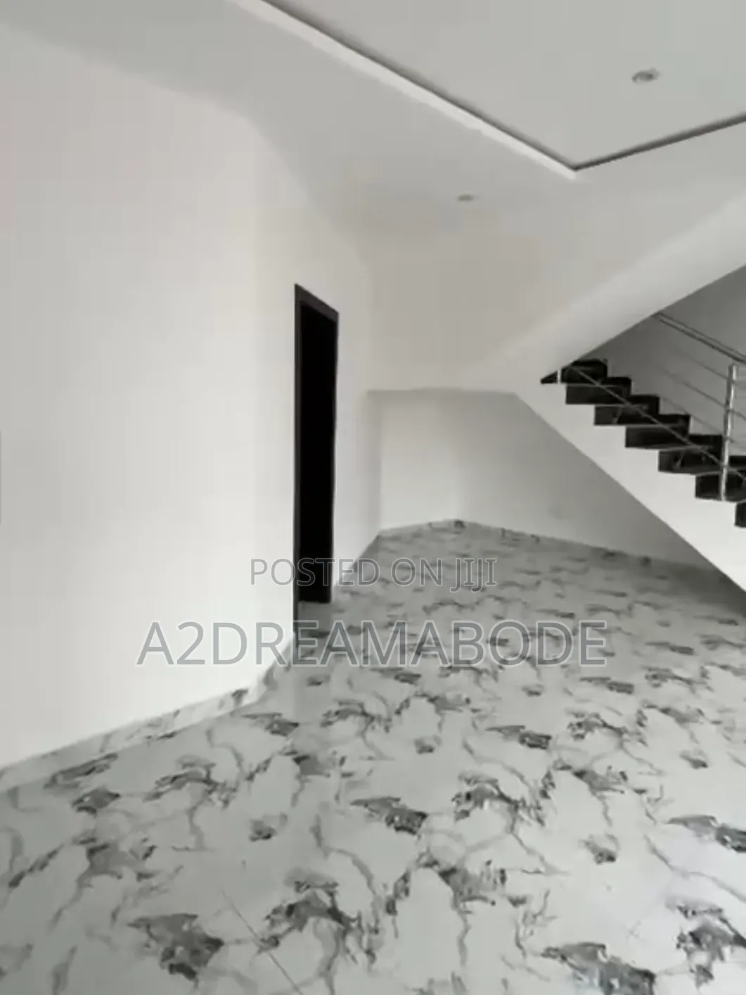 4bdrm Duplex in Ogba Gra, Acme Road for rent