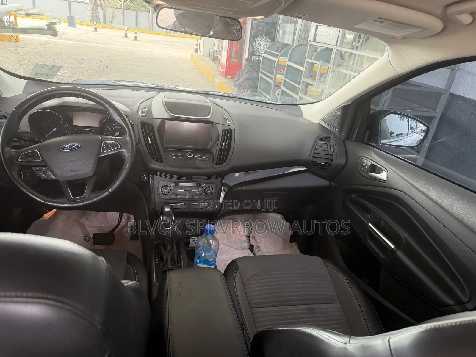 Ford Escape SE FWD 2019 White