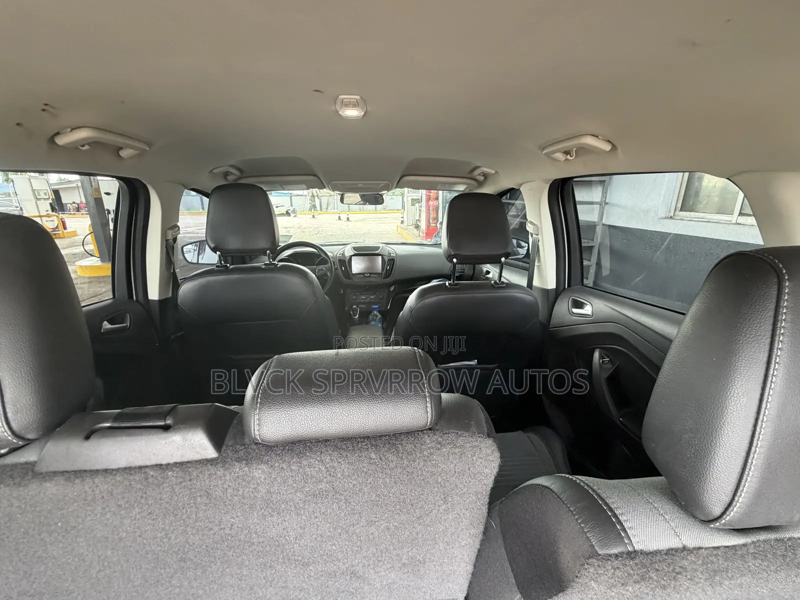 Ford Escape SE FWD 2019 White