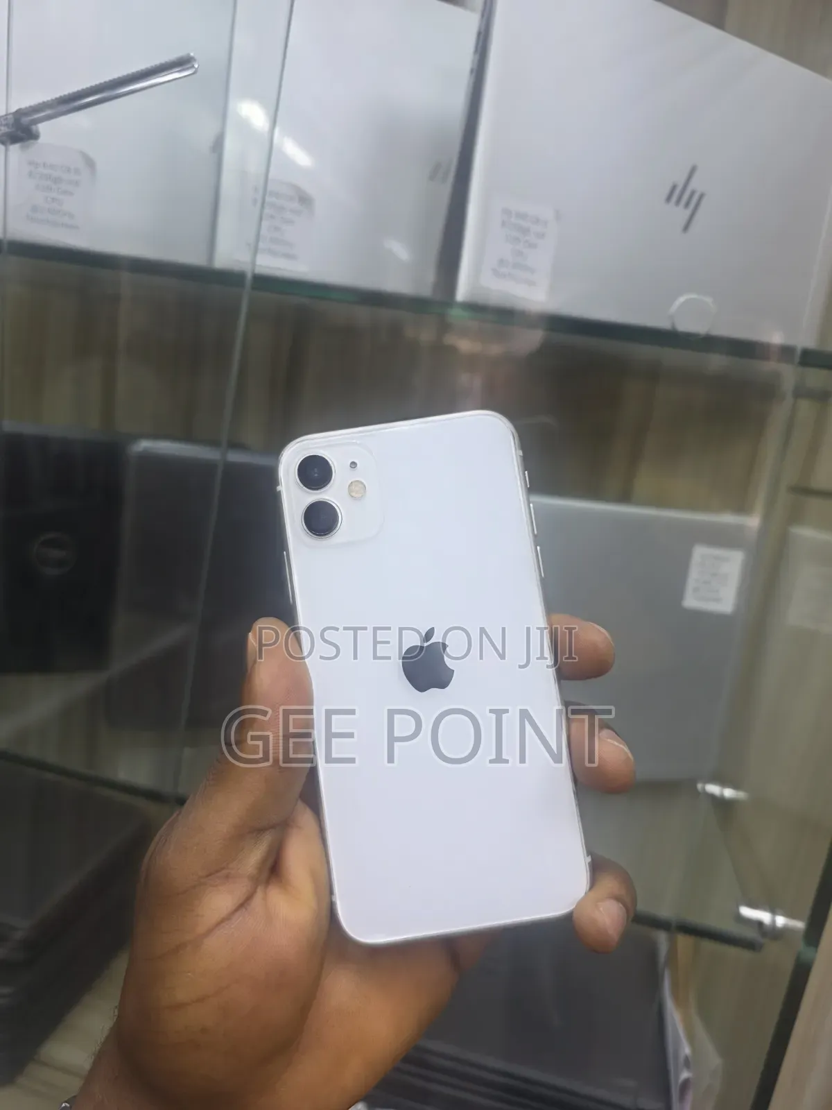 Apple iPhone 11 64 GB White